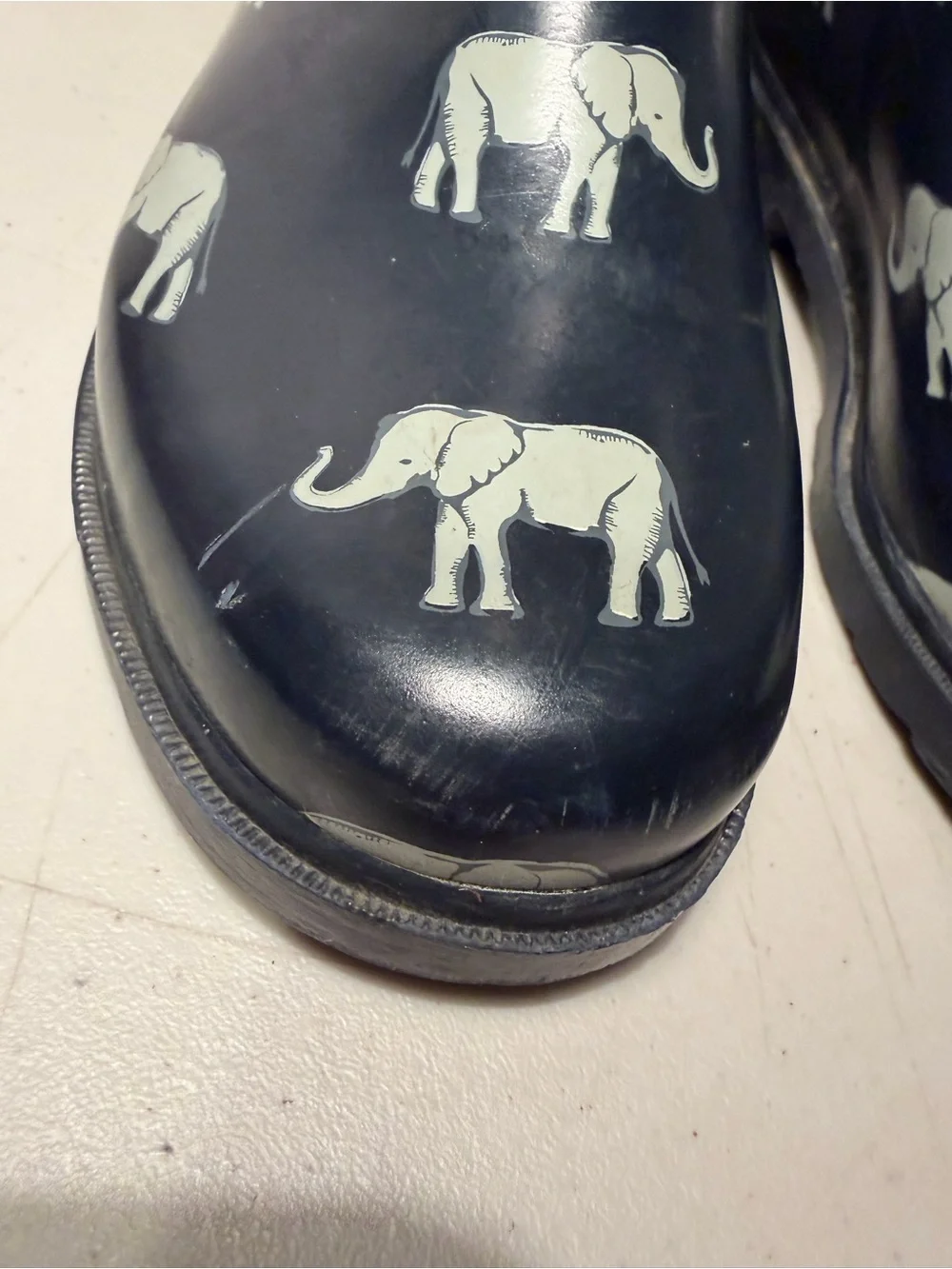 Capelli of New York navy rain Boots w/light gray elephant women’s size 7